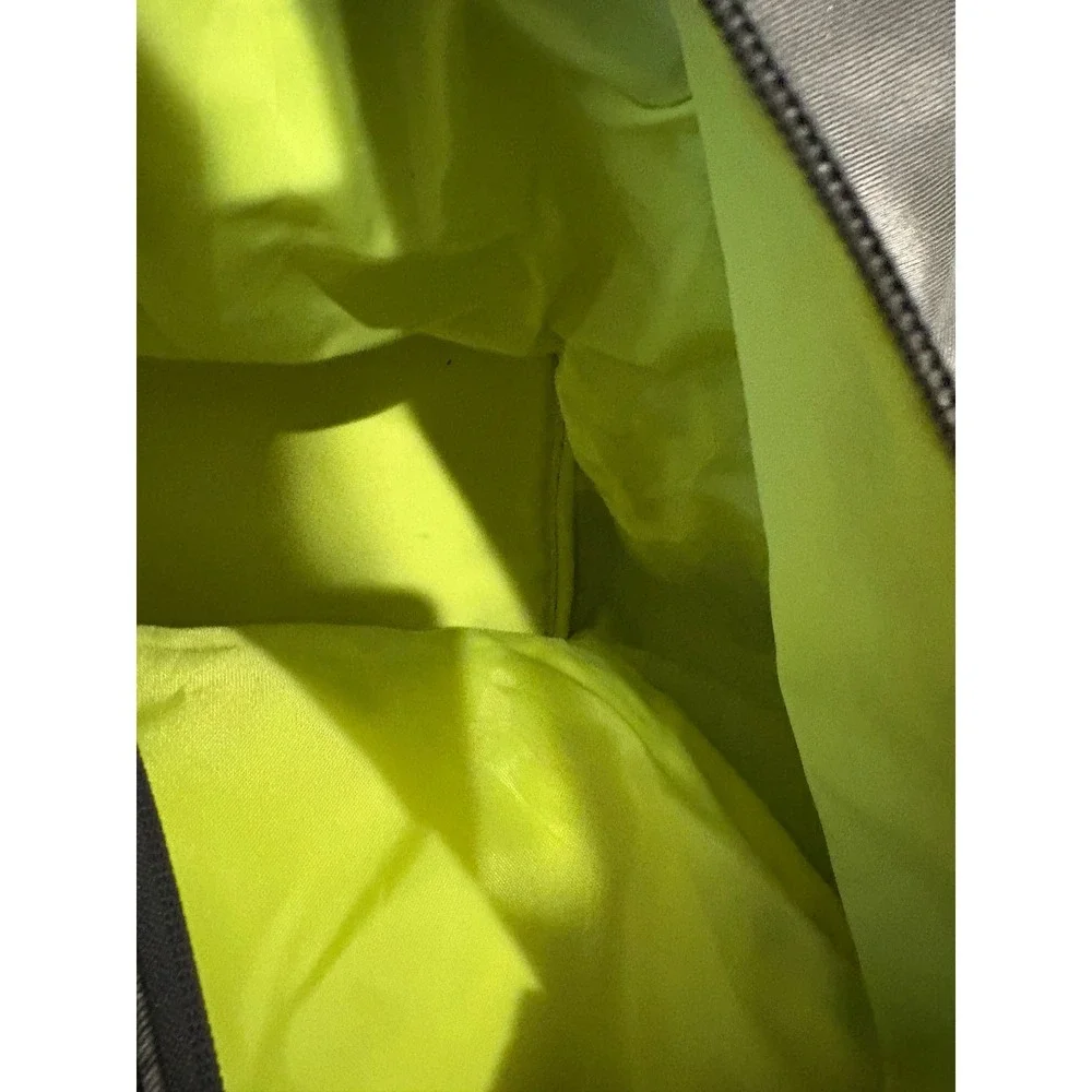 Under Armour Gray Black Tote Bag Gym Travel Carry On Bag Duffle - Picture 8 of 9